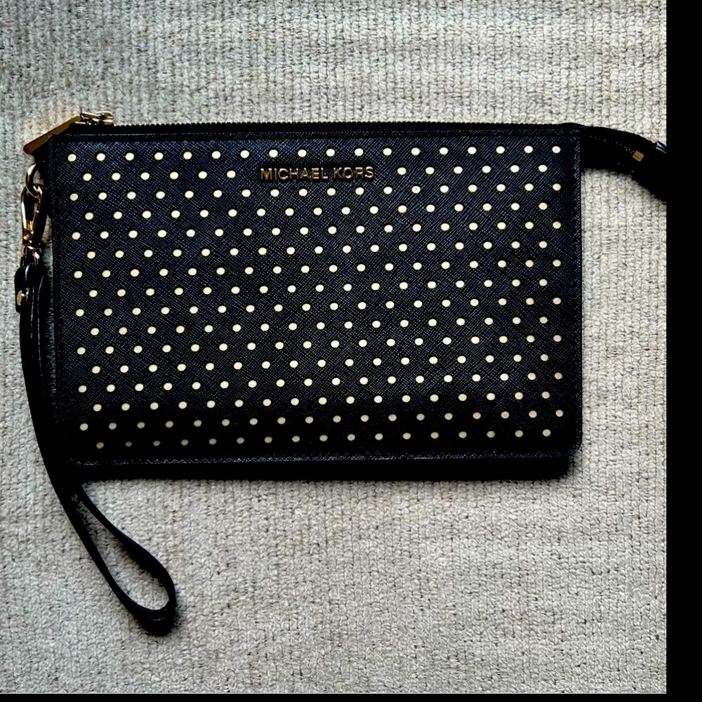 Michael Kors Wristlet